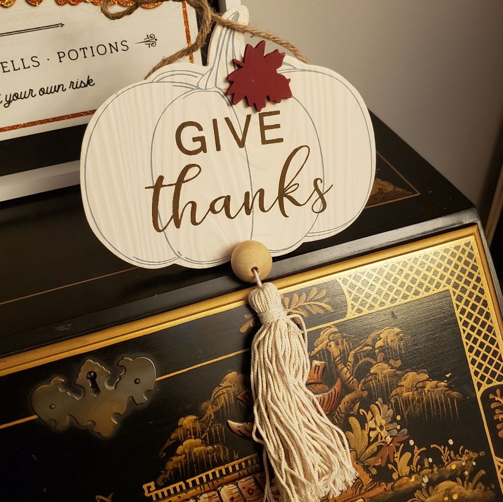 *NEW* 🎃🍁🍂 Give Thanks ❤ Wooden Harvest Tassel Wall Decor